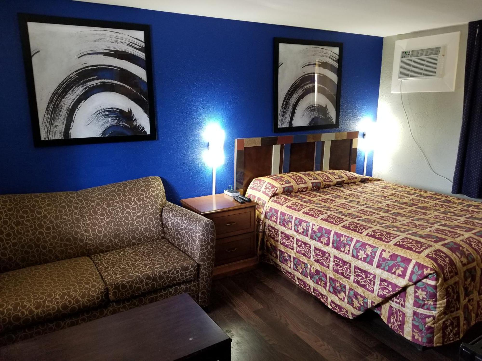 Highland Motel 2*