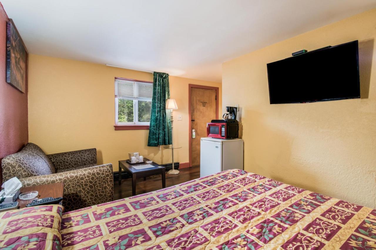 Highland Motel