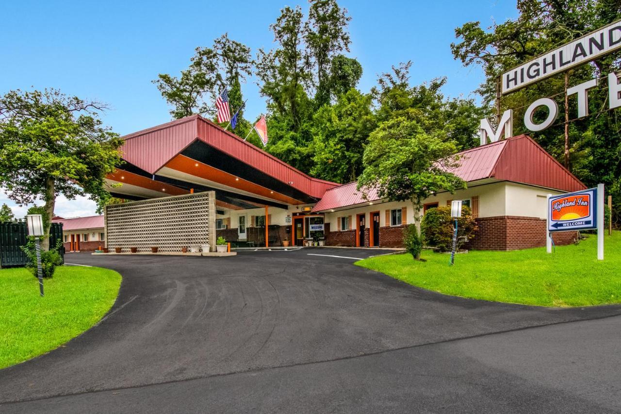 Highland Motel 2*