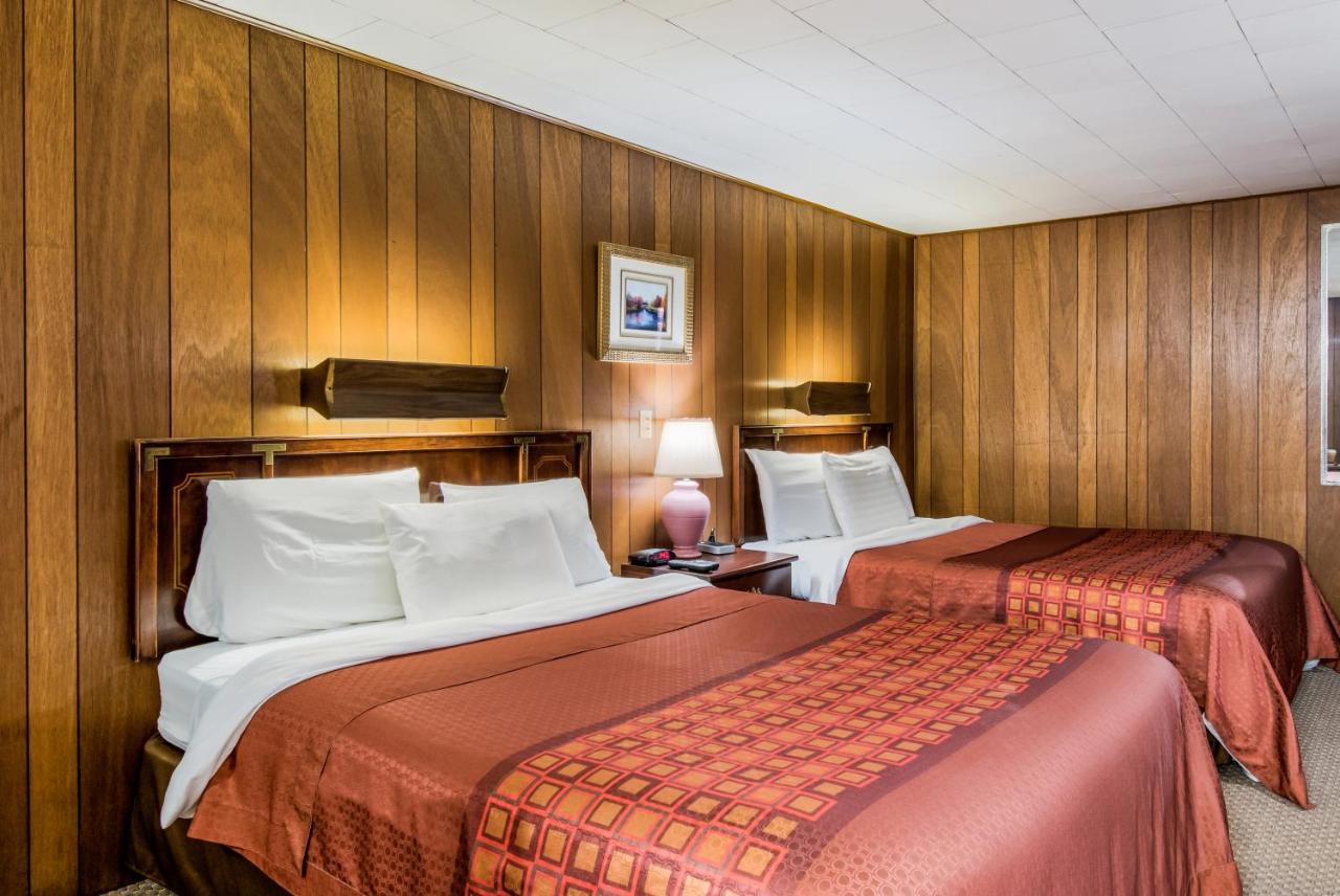 Highland Motel 2*